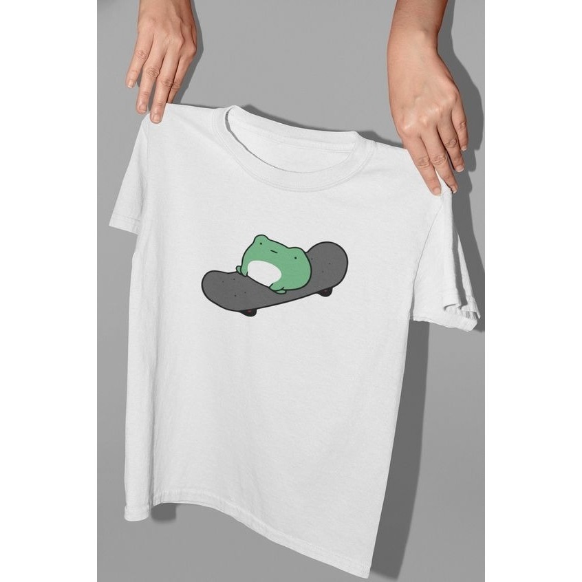 Skateboard Frog T-Shirt. Cute Frog Unisex T-Shirt